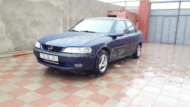 Opel Vectra 1996, 300,000 km - 2.0 л - Bakı