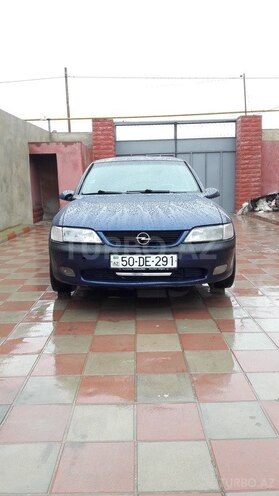 Opel Vectra 1996, 300,000 km - 2.0 л - Bakı