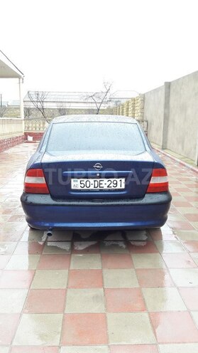 Opel Vectra 1996, 300,000 km - 2.0 л - Bakı