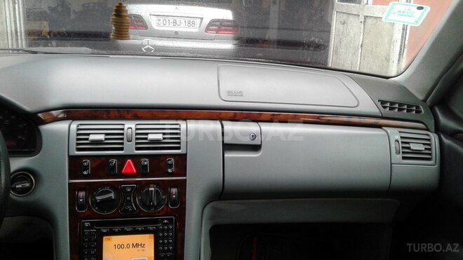 Mercedes E 320 2000, 202,203 km - 3.2 l - Bakı