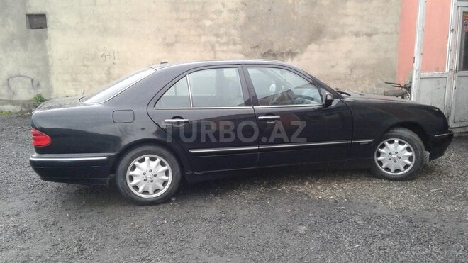 Mercedes E 320 2000, 202,203 km - 3.2 l - Bakı