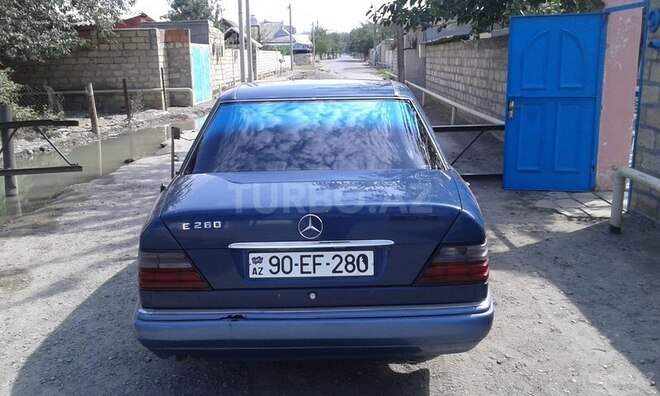 Mercedes E 280 1994, 320,222 km - 2.8 l - Bakı