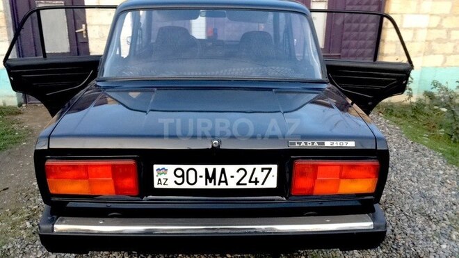 LADA (VAZ) 2107 2011, 82,000 km - 0.1 l - Füzuli
