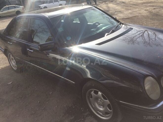 Mercedes E 240 1997, 350,000 km - 2.4 л - Gəncə