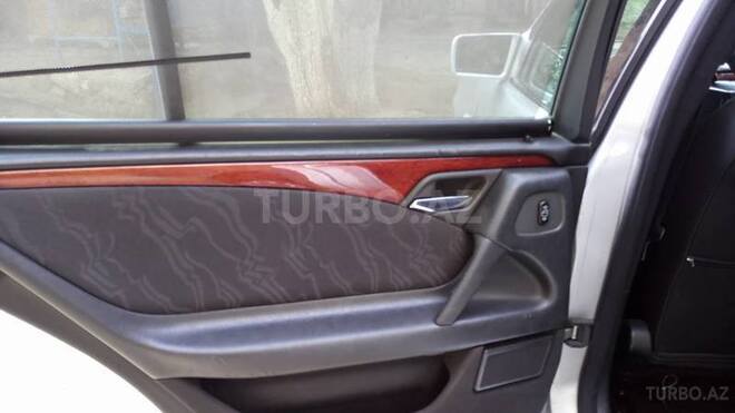 Mercedes E 220 1999, 345,459 km - 2.2 l - Bakı