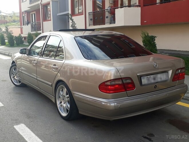 Mercedes E 320 2000, 335,000 km - 3.2 l - Bakı