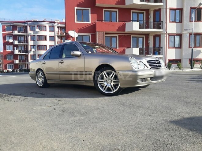 Mercedes E 320 2000, 335,000 km - 3.2 l - Bakı