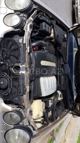 Mercedes E 320 2000, 335,000 km - 3.2 l - Bakı