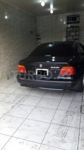 BMW 528 1998, 380,000 km - 2.8 l - Bakı