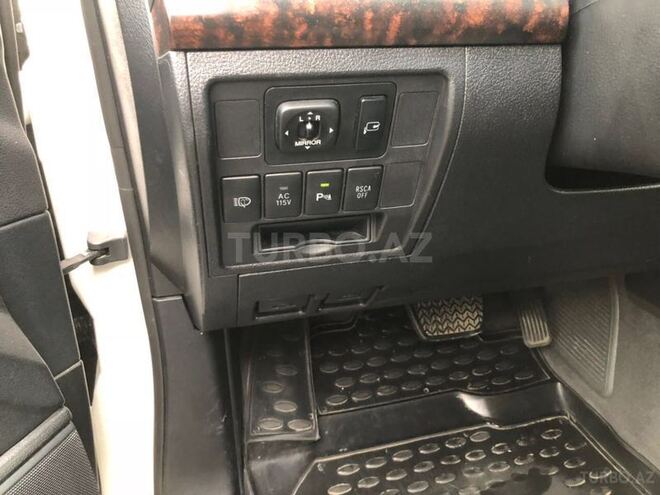 Toyota Land Cruiser 2008, 111,300 km - 5.7 л - Bakı