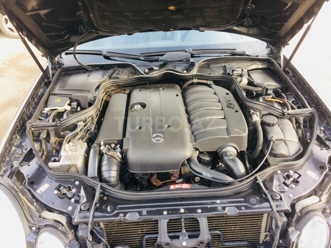 Mercedes E 270 2004, 370,000 km - 2.7 l - Sumqayıt