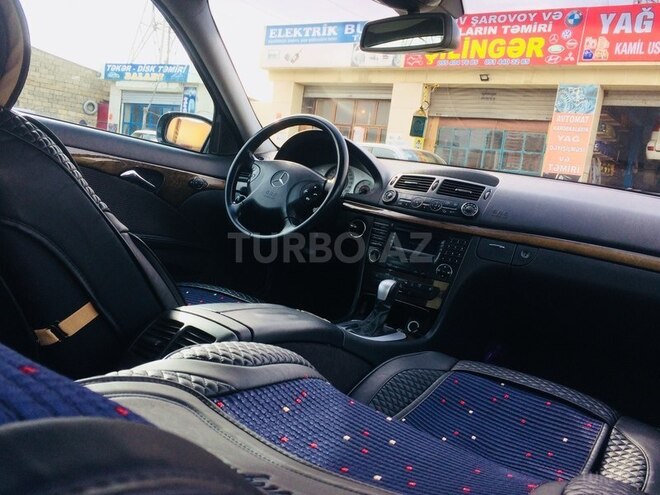 Mercedes E 270 2004, 370,000 km - 2.7 l - Sumqayıt