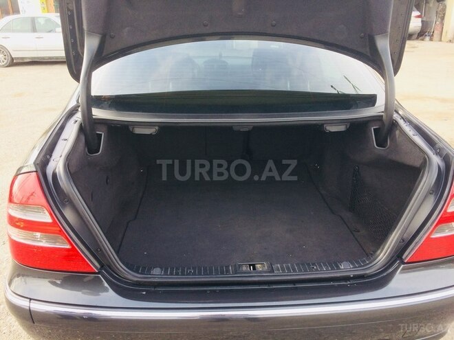 Mercedes E 270 2004, 370,000 km - 2.7 l - Sumqayıt