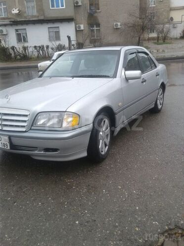 Mercedes C 200 2000, 182,000 km - 2.0 l - Sumqayıt