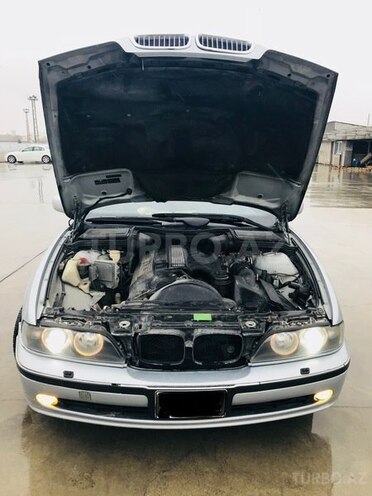 BMW 528 1997, 298,000 km - 2.8 l - Bakı