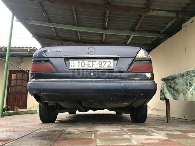 Mercedes E 200 1989, 200,000 km - 2.0 l - Bakı