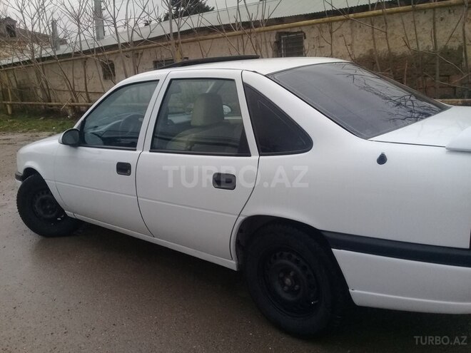 Opel Vectra 1990, 450,000 km - 2.0 l - Bakı