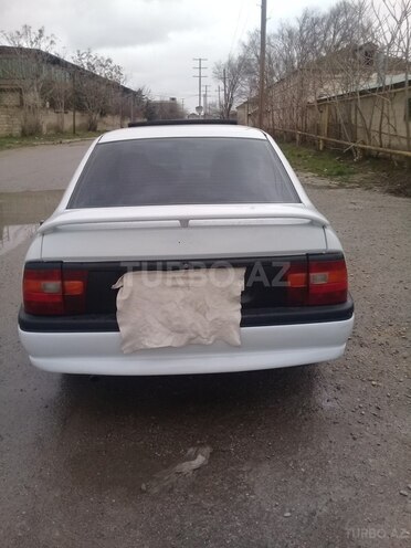 Opel Vectra 1990, 450,000 km - 2.0 l - Bakı