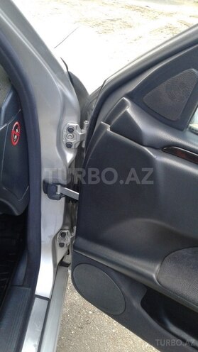 Mercedes E 220 2000, 303,000 km - 2.2 l - Bakı