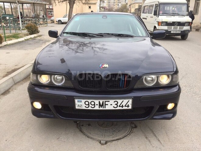 BMW 528 2000, 310,000 km - 2.8 l - Bakı