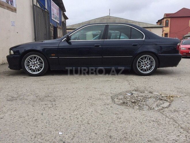 BMW 528 2000, 310,000 km - 2.8 l - Bakı