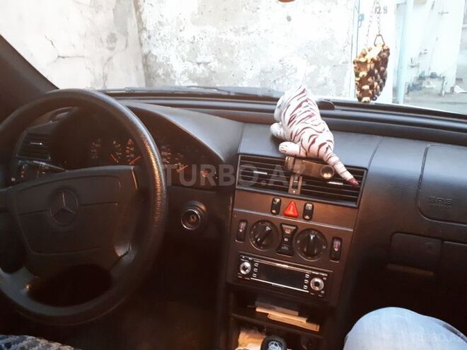 Mercedes C 200 1997, 221,983 km - 2.0 l - Bakı