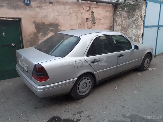 Mercedes C 200 1997, 221,983 km - 2.0 l - Bakı