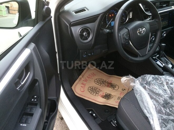 Toyota Corolla 2017, 700 km - 1.6 l - Bakı