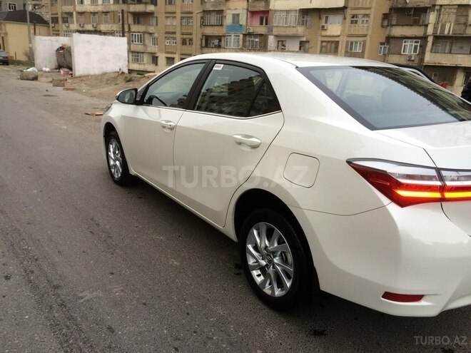 Toyota Corolla 2017, 700 km - 1.6 l - Bakı