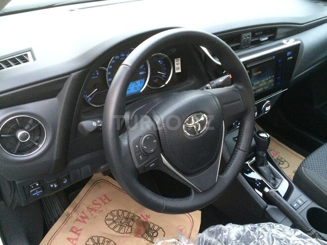 Toyota Corolla 2017, 700 km - 1.6 l - Bakı
