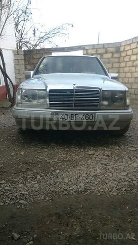 Mercedes C 230 1988, 57,000 km - 2.8 л - Quba