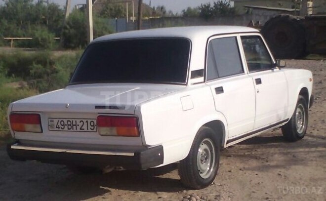 LADA (VAZ) 2107 2009, 34,742 km - 1.6 l - Saatlı