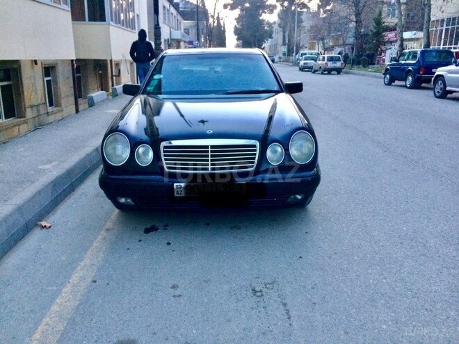 Mercedes E 230 1997, 32,000 km - 2.3 l - Şamaxı
