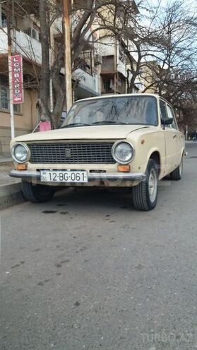 LADA (VAZ) 21011 1984, 400,000 km - 1.3 l - Bakı