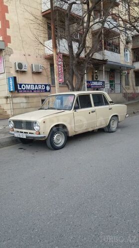 LADA (VAZ) 21011 1984, 400,000 km - 1.3 l - Bakı