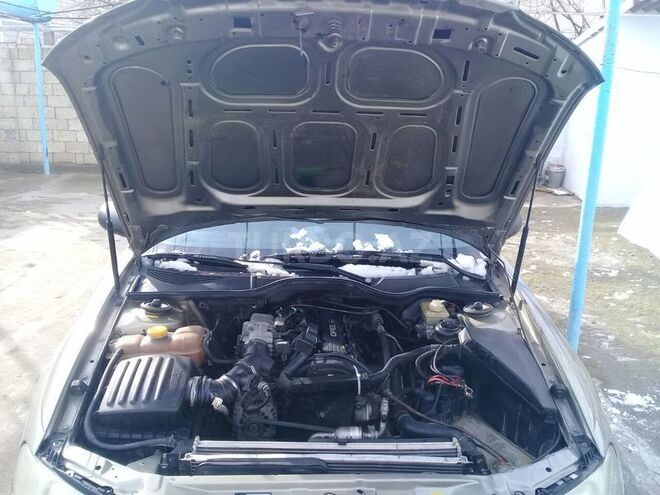 Opel Omega 1996, 376,000 km - 2.0 л - Şirvan