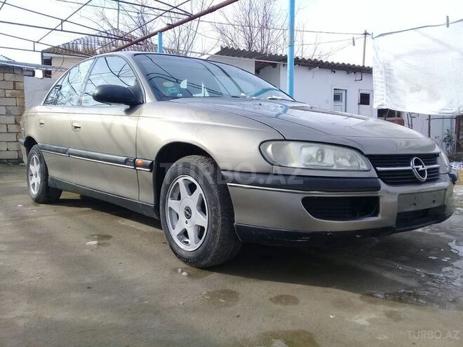 Opel Omega 1996, 376,000 km - 2.0 л - Şirvan