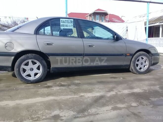 Opel Omega 1996, 376,000 km - 2.0 л - Şirvan