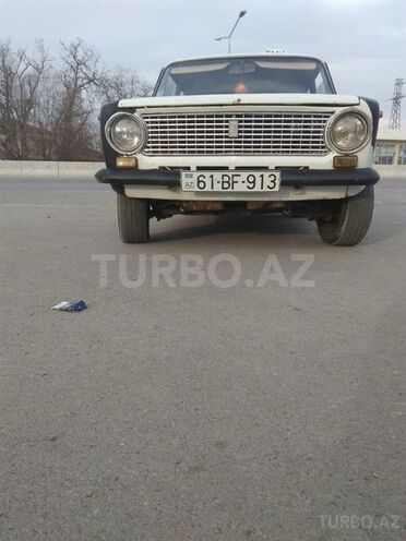 LADA (VAZ) 21011 1978, 250,000 km - 1.3 l - Ucar