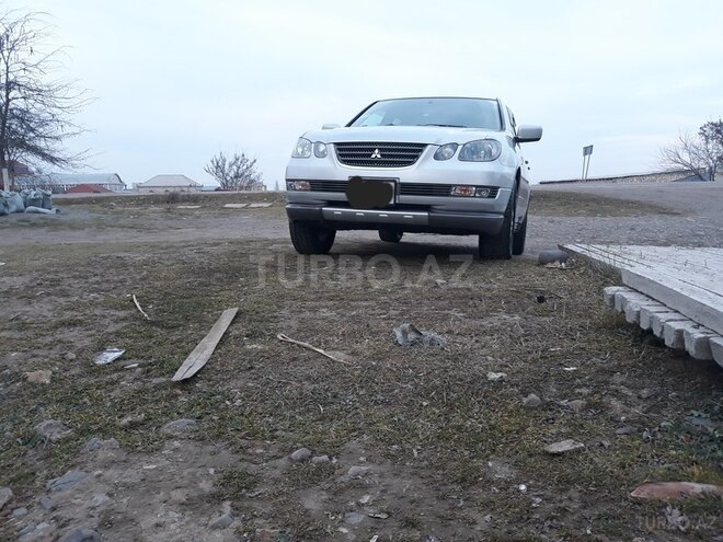 Mitsubishi Airtrek 2002, 214,000 km - 2.0 l - Şəmkir