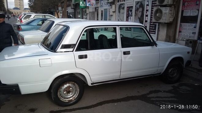 LADA (VAZ) 2107 2004, 85,000 km - 1.6 l - Bakı