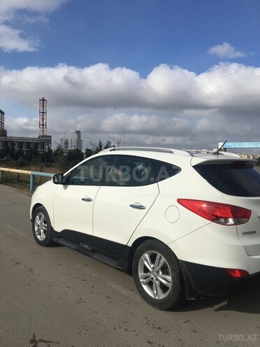 Hyundai ix35 2011, 127,000 km - 2.0 l - Bakı