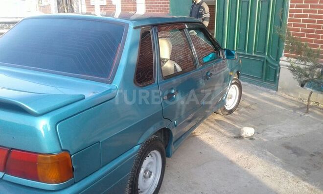 LADA (VAZ) 2115 2000, 180,000 km - 1.5 l - Saatlı
