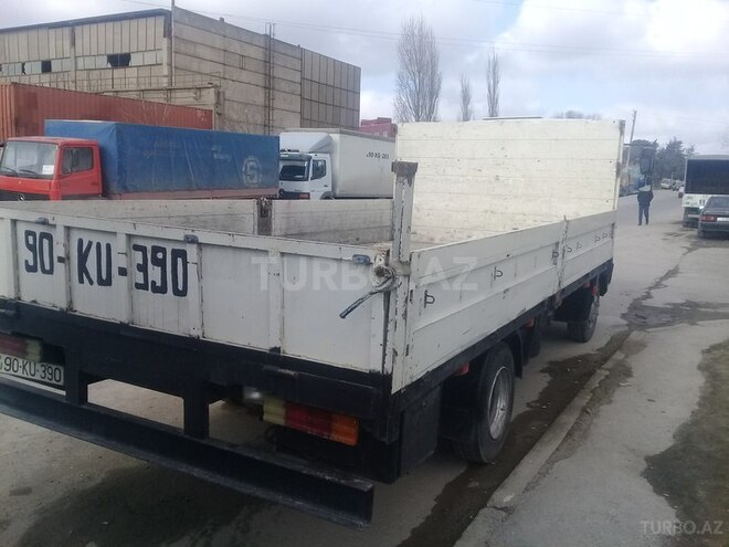 Mercedes 811 D 1997, 2,285,312 km - 4.3 л - Bakı