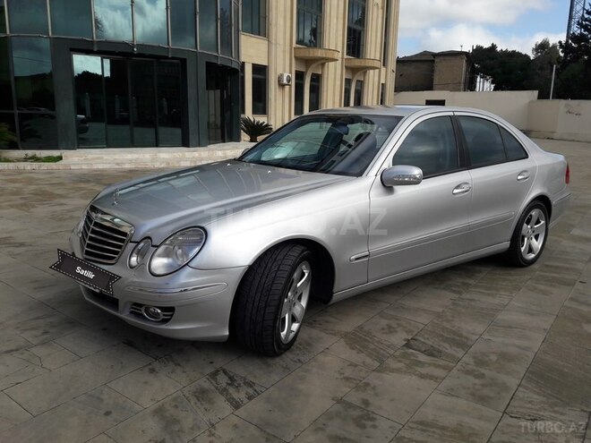 Mercedes E 320 2004, 221,185 km - 3.2 l - Bakı