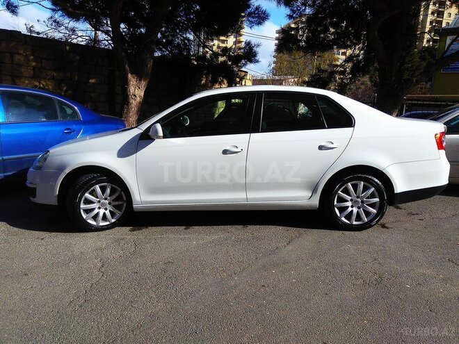 Volkswagen Jetta 2010, 109,235 km - 1.6 l - Bakı