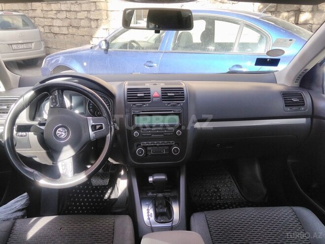 Volkswagen Jetta 2010, 109,235 km - 1.6 l - Bakı