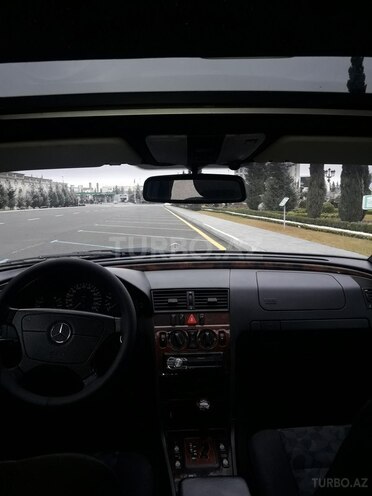 Mercedes C 180 2000, 295,600 km - 1.8 l - Gəncə