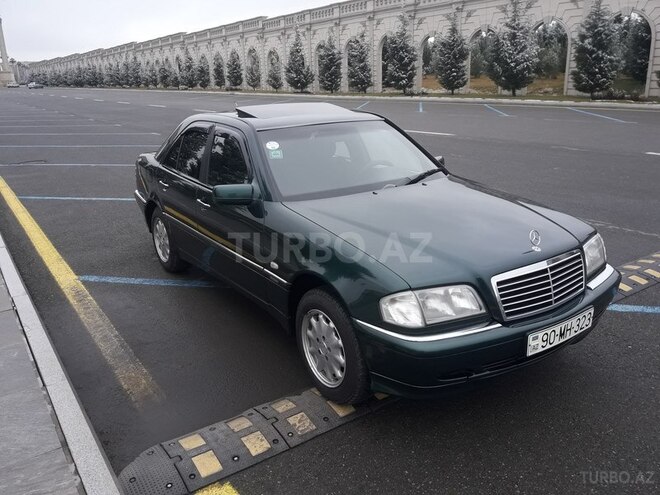 Mercedes C 180 2000, 295,600 km - 1.8 l - Gəncə