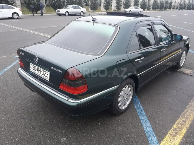 Mercedes C 180 2000, 295,600 km - 1.8 l - Gəncə